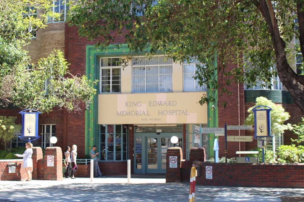 King Edward Memorial Hospital for Women entrance, Perth